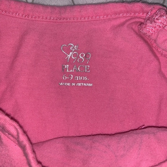 this is a 2 piece baby outfit. - Picture 6 of 8